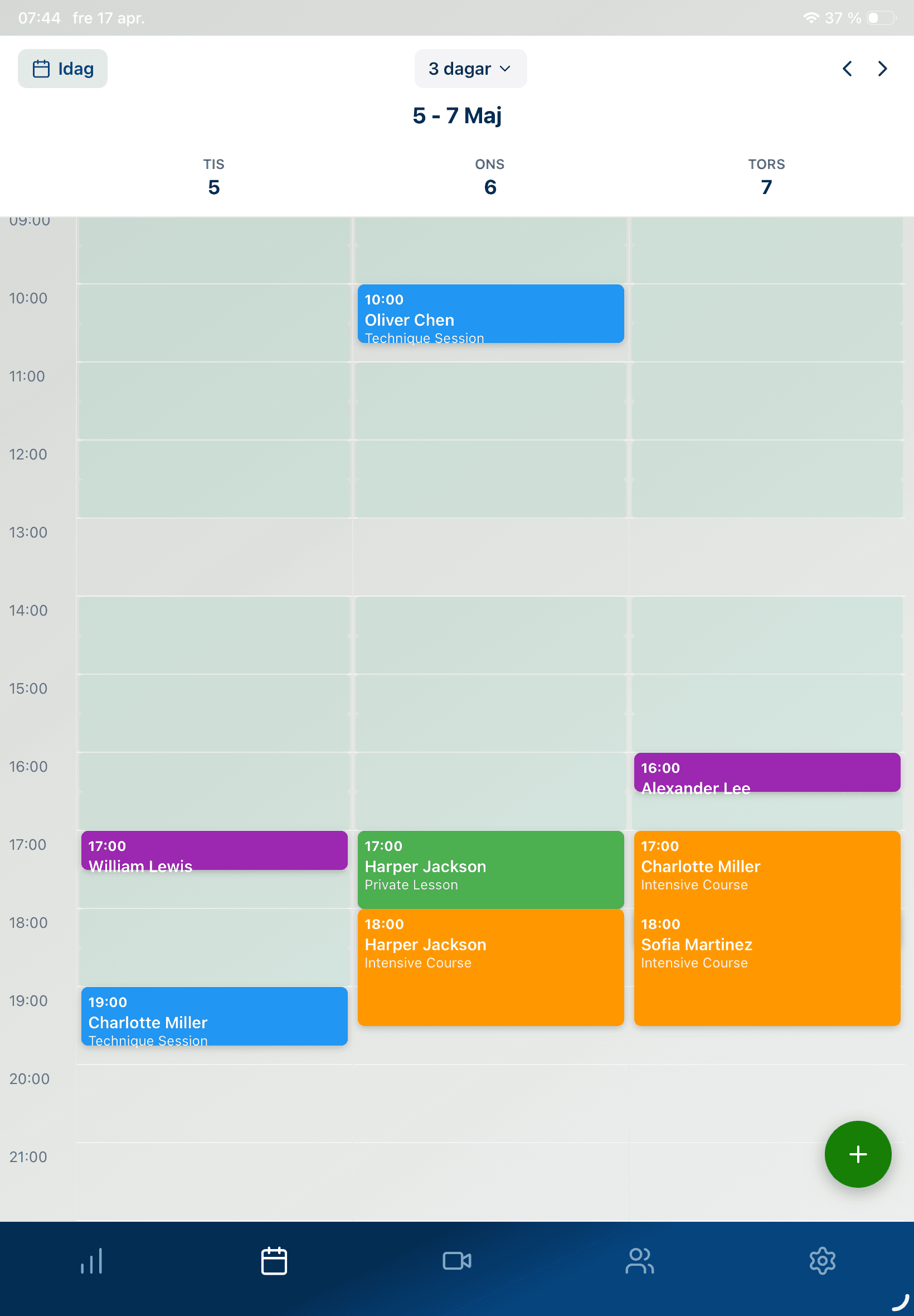 YourGolf Pro - calendar on tablet