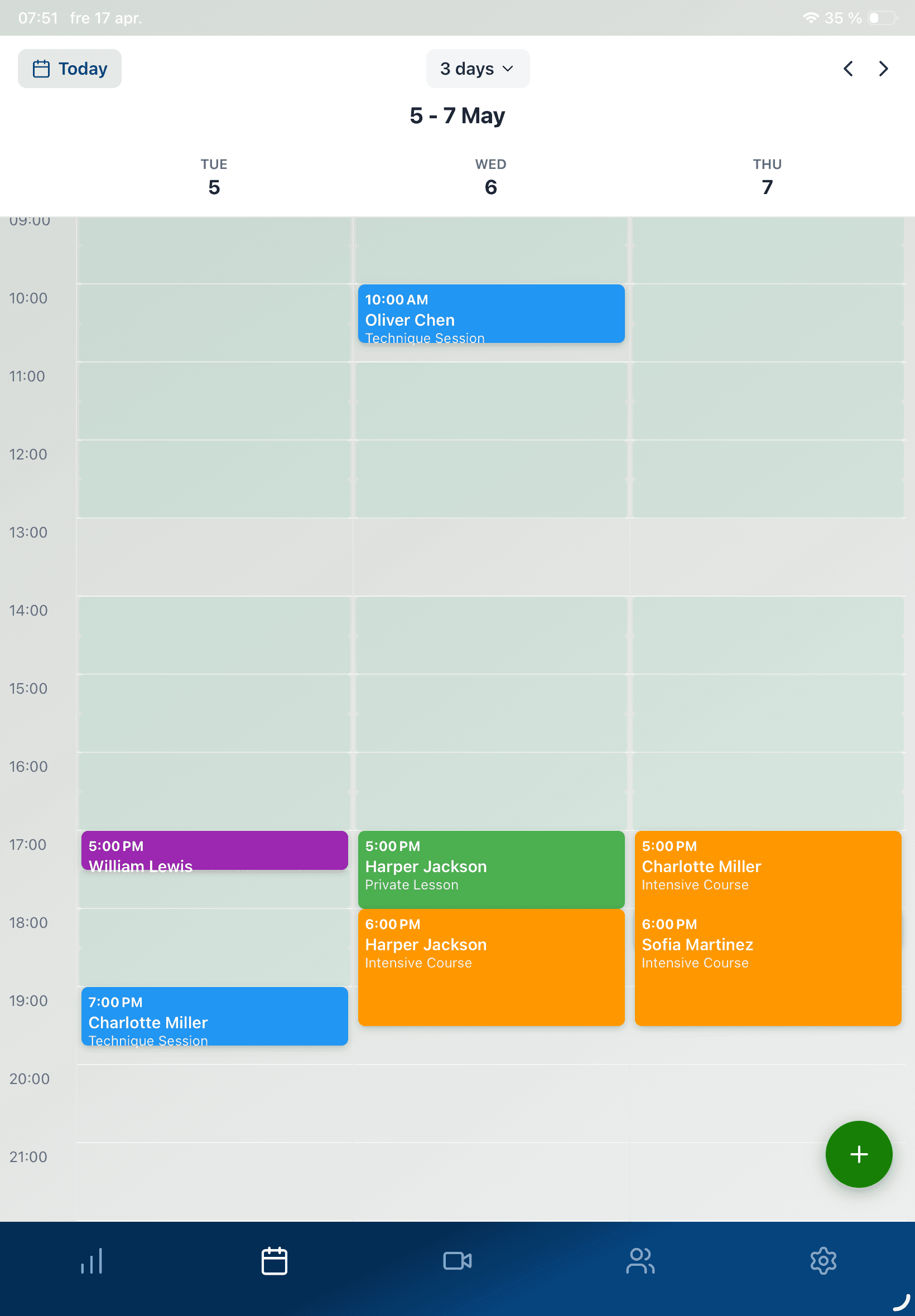 YourGolf Pro - calendar on tablet